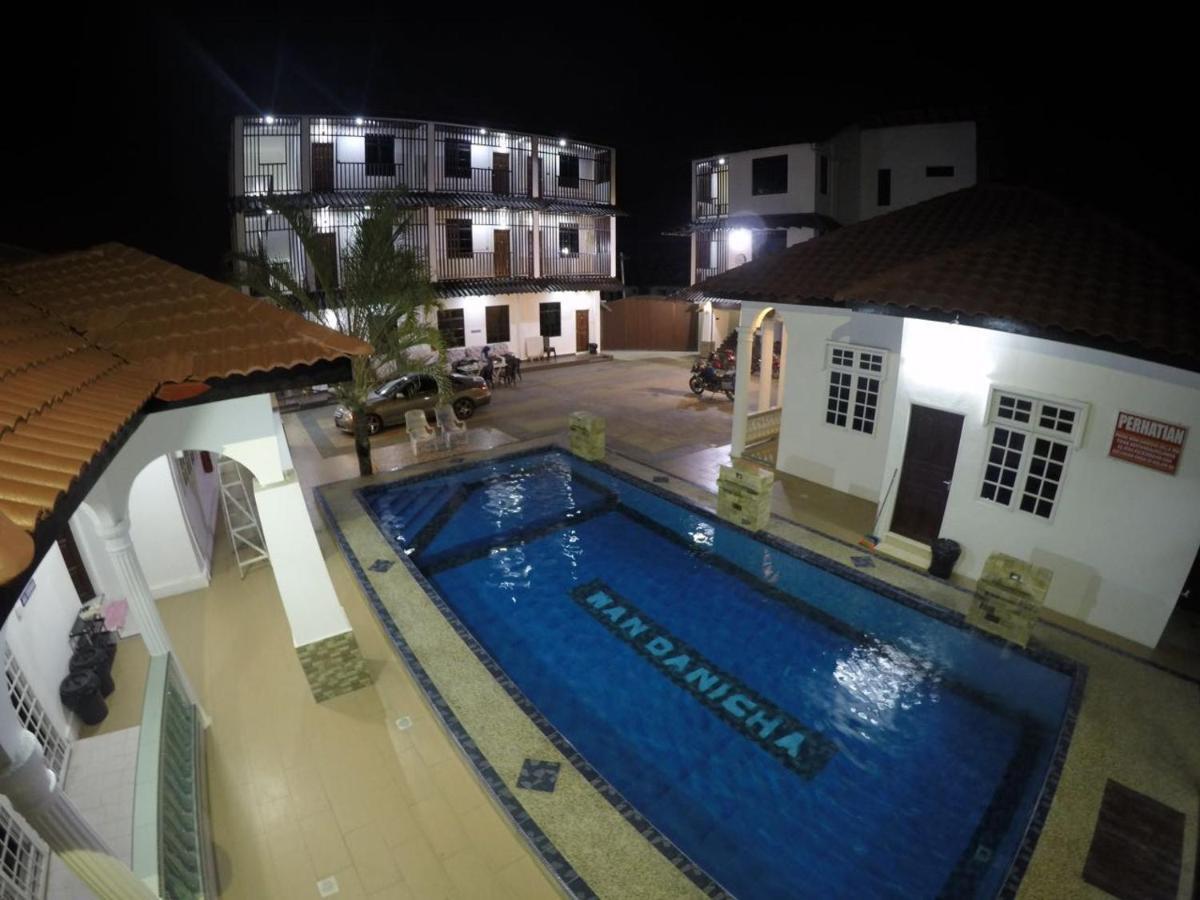 Wan Danisha Villa Inn Kota Bharu Exterior foto